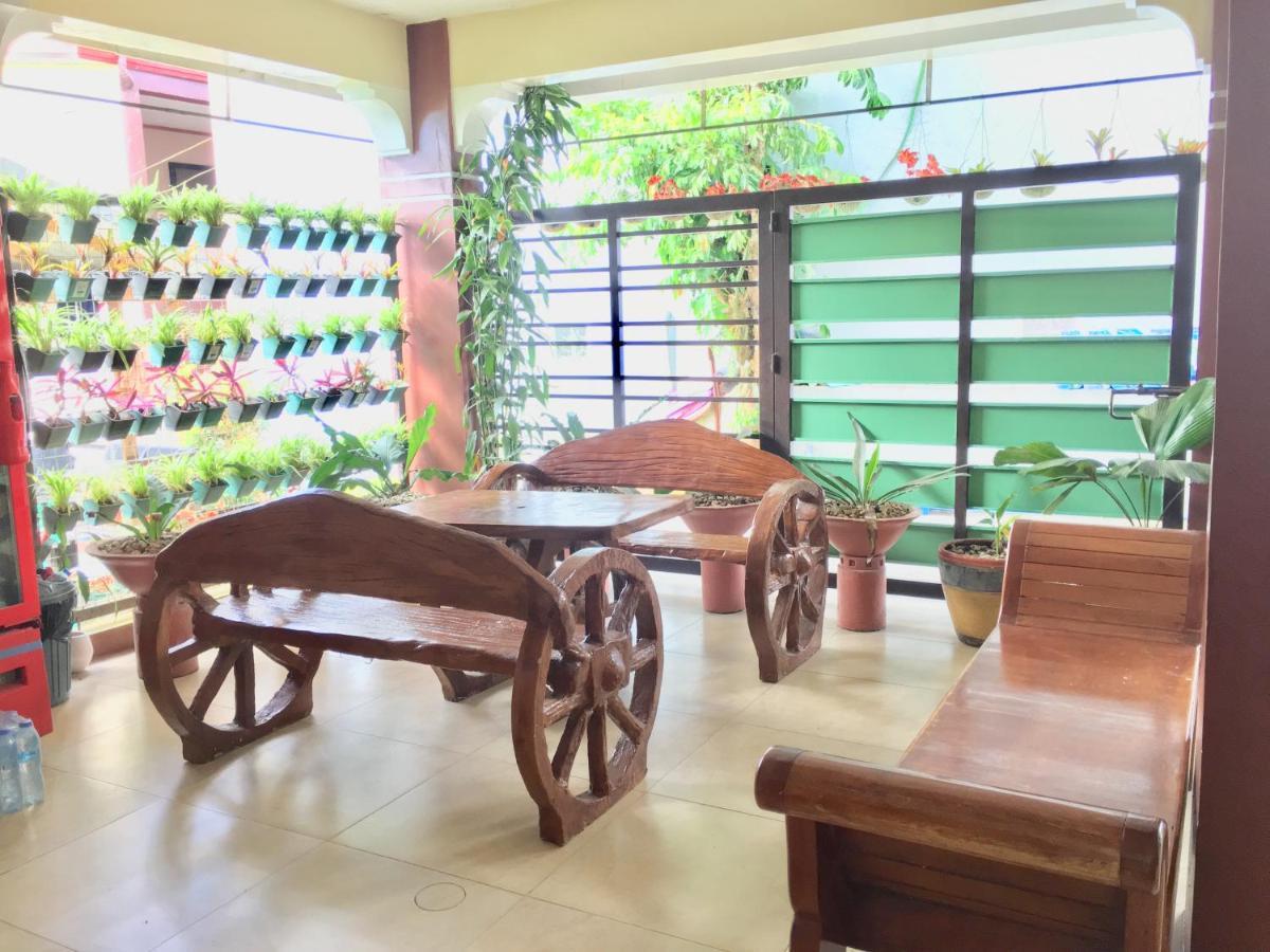 Jemz Tagaytay Budget Transient Tagaytay City Exterior photo