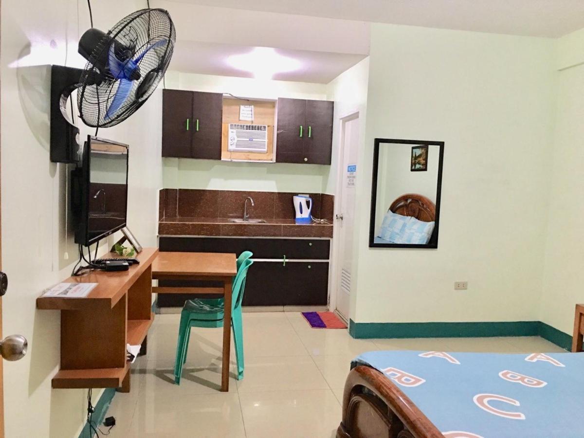 Jemz Tagaytay Budget Transient Tagaytay City Exterior photo