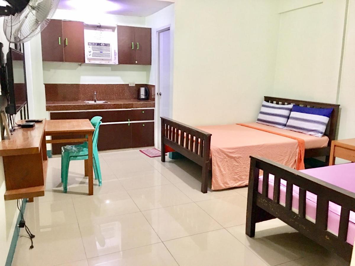 Jemz Tagaytay Budget Transient Tagaytay City Exterior photo